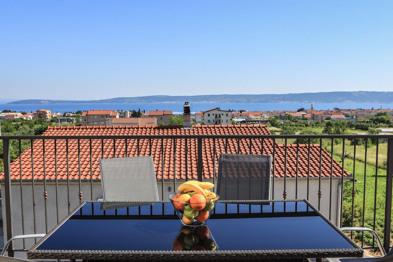Holiday Home Chester With Heated Pool Kaštela Extérieur photo