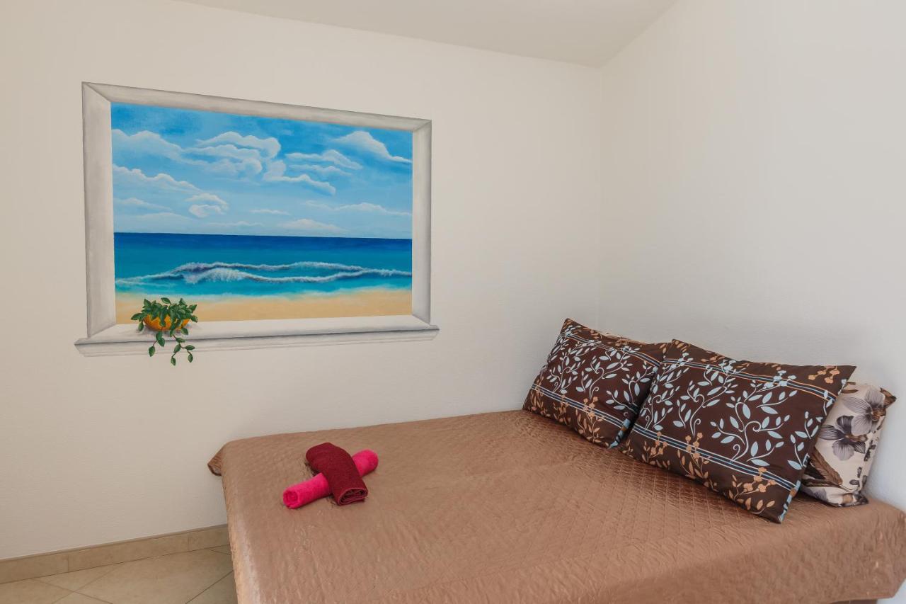 Holiday Home Chester With Heated Pool Kaštela Chambre photo